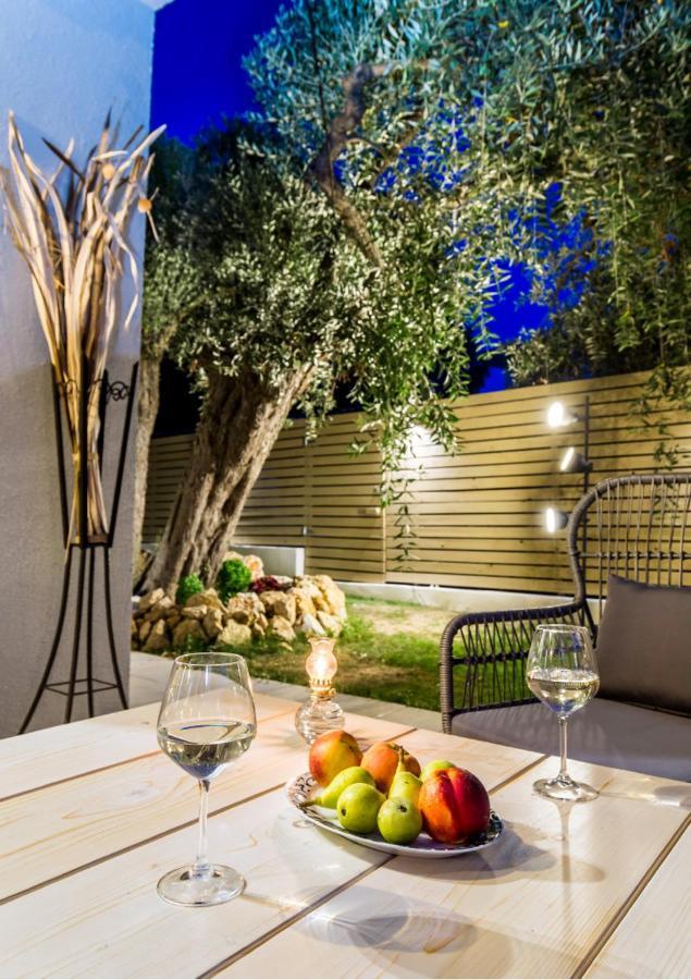 Villa 4 You Iliopetra Skala Sotiros Exteriör bild